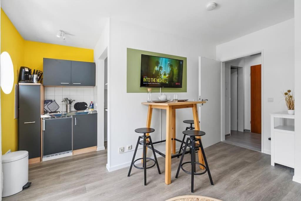 Gruenes Wohnen In Dueren Apartment Duren Bagian luar foto